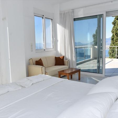 Verga Villas Resort Kalamata Exteriör bild