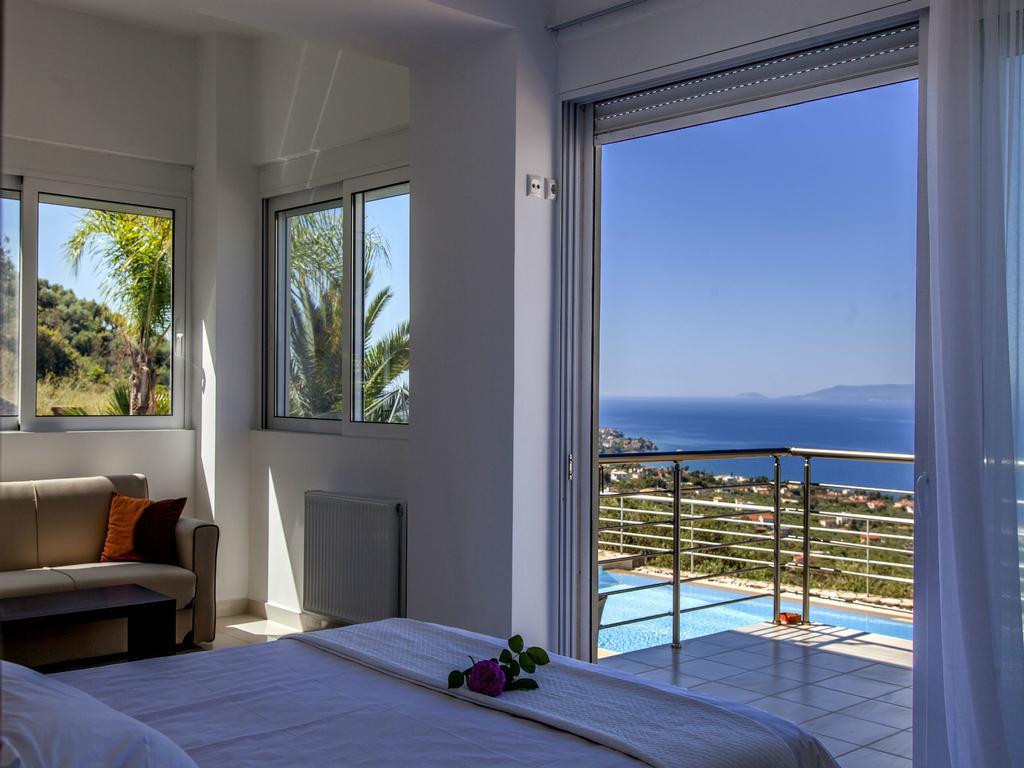 Verga Villas Resort Kalamata Exteriör bild
