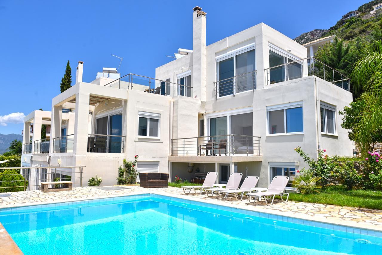Verga Villas Resort Kalamata Exteriör bild
